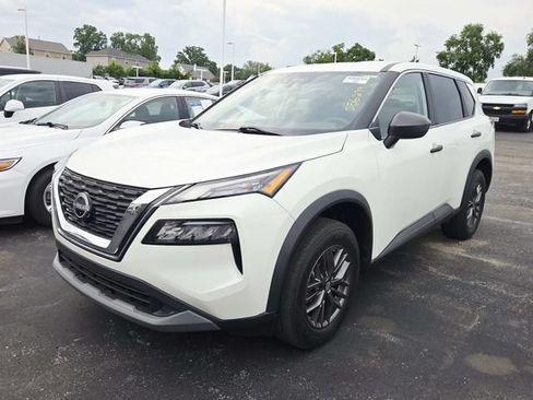 Used 2023 Nissan Rogue S AWD/4WD image 4