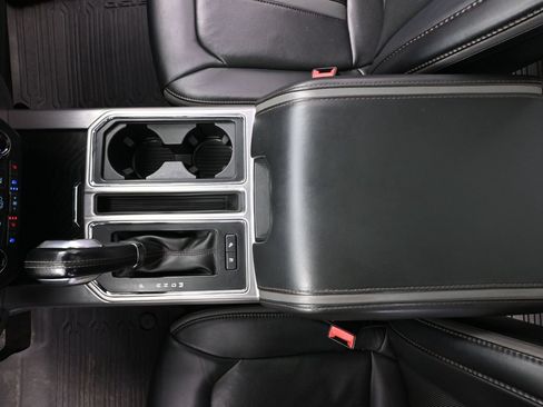 Used 2019 Ford F150 Platinum w/ Equipment Group 701A Luxury AWD/4WD image 36