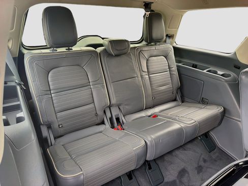 Used 2018 Lincoln Navigator Black Label AWD/4WD image 22