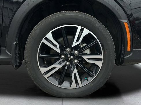 Used 2023 Mitsubishi Eclipse Cross SE image 32