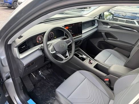 New 2026 Volkswagen Tiguan SE AWD/4WD image 4