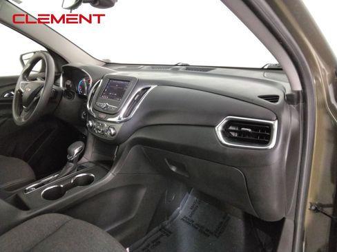 Used 2023 Chevrolet Equinox LT FWD image 33