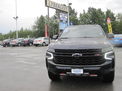 Used 2023 Chevrolet Tahoe Z71 w/ Off-Road Capability Package image 2