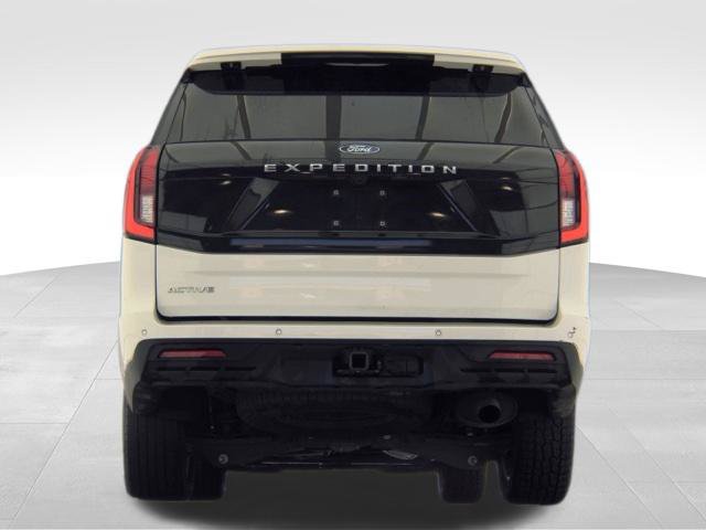 Used 2025 Ford Expedition Active AWD/4WD image 7