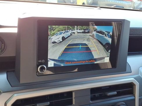 Used 2025 Toyota Tacoma SR5 RWD image 10