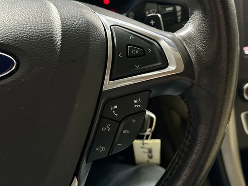 Used 2016 Ford Fusion SE w/ Equipment Group 202A image 21