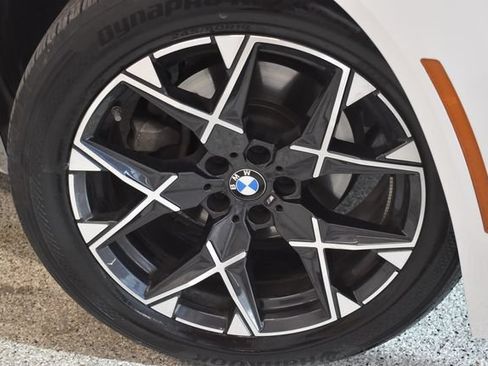 Used 2025 BMW X3 xDrive30i AWD/4WD image 29