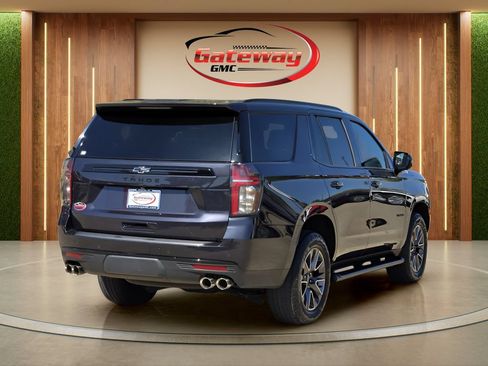 Used 2023 Chevrolet Tahoe Z71 w/ Z71 Off-Road Package AWD/4WD image 5