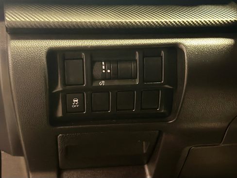 Used 2020 Subaru Impreza 2.0i AWD/4WD image 16