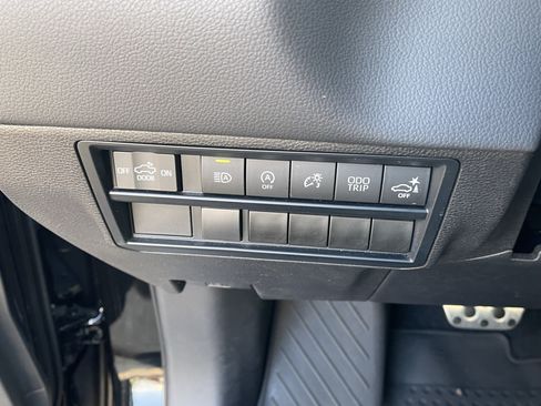 Used 2024 Toyota Tundra Limited w/ TRD Off-Road Package AWD/4WD image 24
