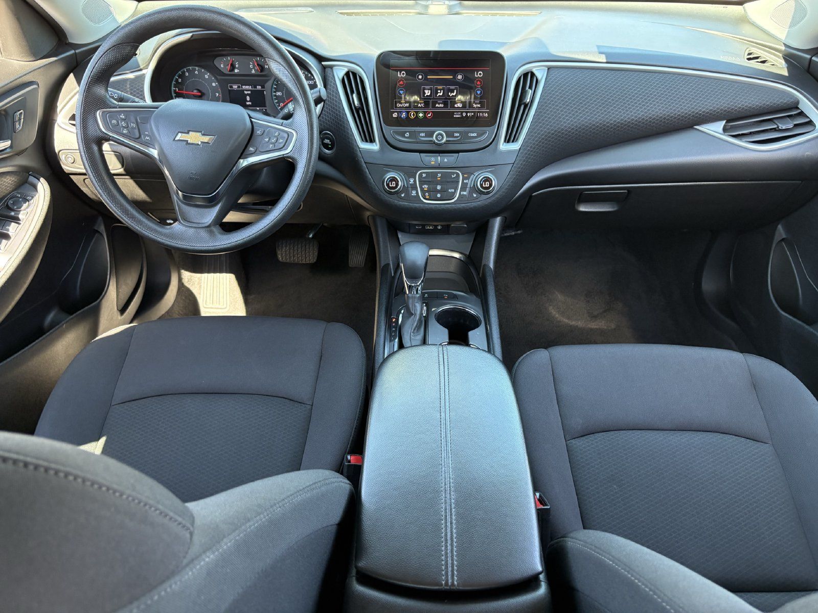 Used 2024 Chevrolet Malibu LT FWD image 18