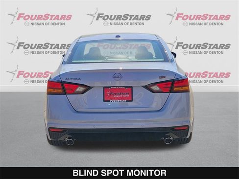 New 2025 Nissan Altima 2.5 SR image 5