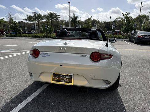 Used 2019 MAZDA MX-5 Miata Grand Touring image 26