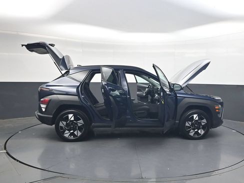 Used 2025 Hyundai Kona SEL AWD/4WD image 51