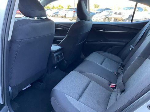 Used 2025 Toyota Camry LE image 11