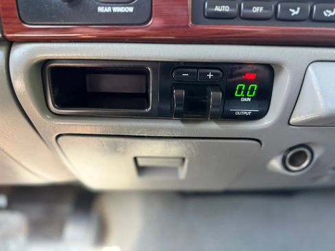 Used 2005 Ford F350 Lariat AWD/4WD image 18