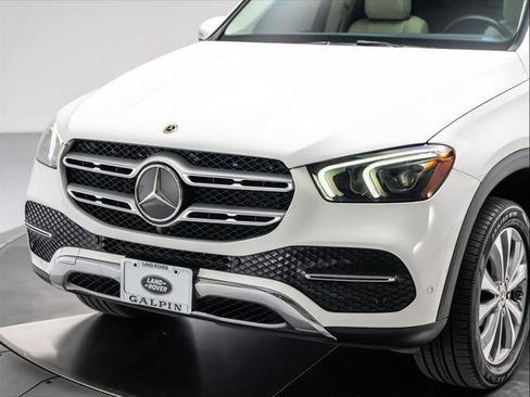 Used 2021 Mercedes-Benz GLE 350 w/ Premium Package image 9