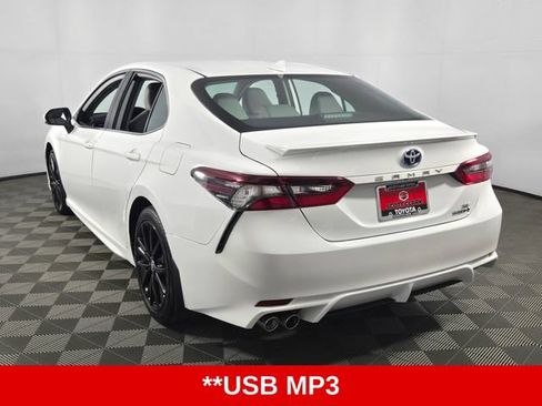 Used 2023 Toyota Camry SE FWD image 6