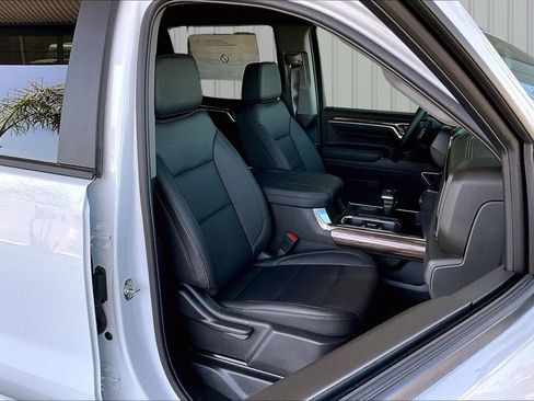 New 2026 Chevrolet Silverado 1500 RST w/ Safety Package AWD/4WD image 5