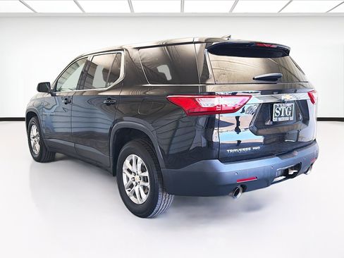 Used 2021 Chevrolet Traverse LS image 6