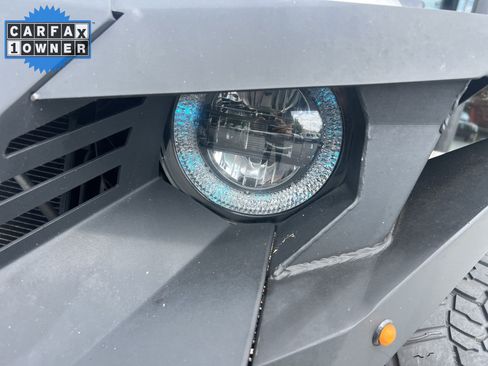Used 2020 Jeep Gladiator Mojave AWD/4WD image 6