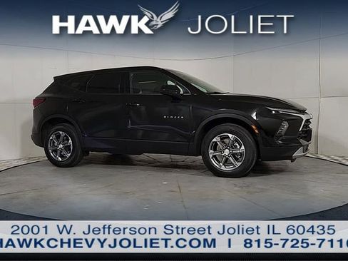 Used 2025 Chevrolet Blazer LT AWD/4WD image 7