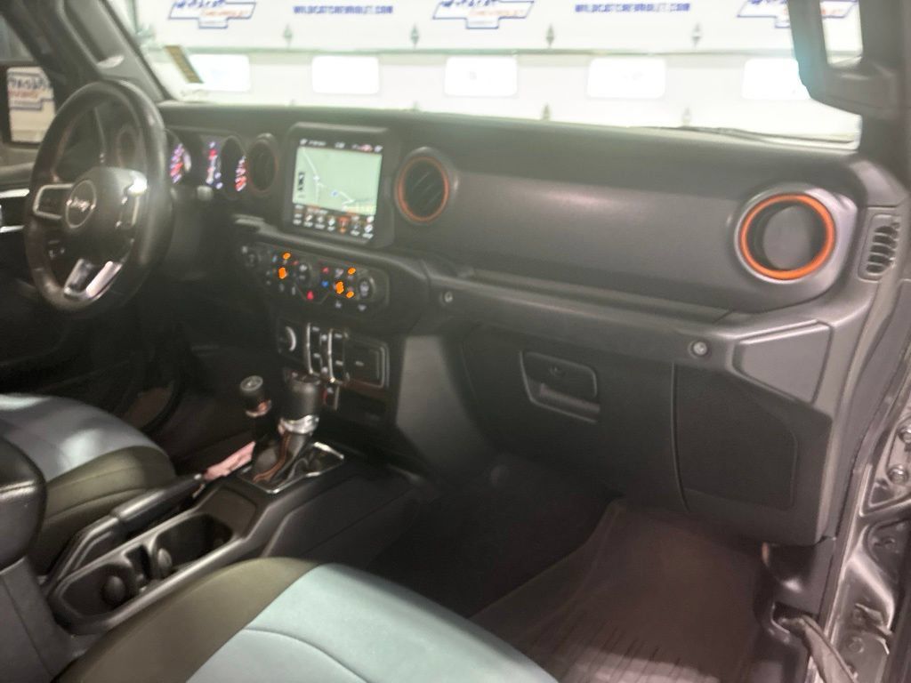 Used 2023 Jeep Gladiator Mojave w/ Cold Weather Group AWD/4WD image 43