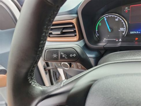 Used 2024 Ford Maverick Lariat image 30