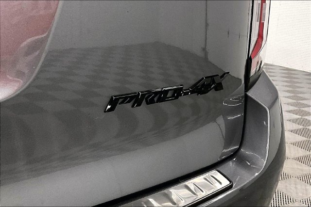 Used 2025 Nissan Armada PRO-4X AWD/4WD image 9