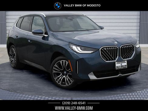Certified 2025 BMW X3 xDrive30i w/ Convenience Package image 1