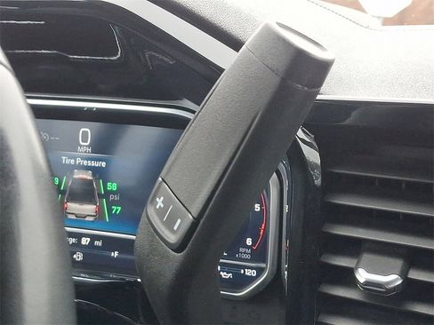 Used 2024 Chevrolet Silverado 3500 LT image 14