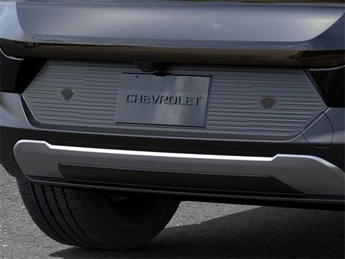 New 2025 Chevrolet Equinox EV LT w/ Convenience Package image 14