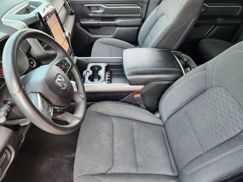 Used 2025 RAM 1500 Big Horn AWD/4WD image 14