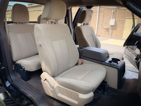 Used 2011 Ford F150 XLT w/ XLT Convenience Pkg AWD/4WD image 10