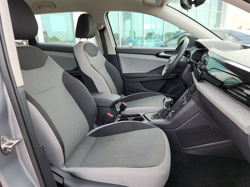 Certified 2024 Volkswagen Taos S image 15