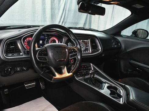 Used 2022 Dodge Challenger SRT Hellcat w/ Plus Package image 18