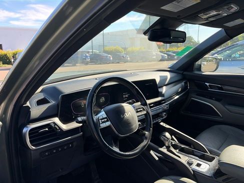 Used 2024 Kia Telluride EX X-Line AWD/4WD image 9