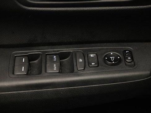 Used 2024 Honda CR-V EX image 17