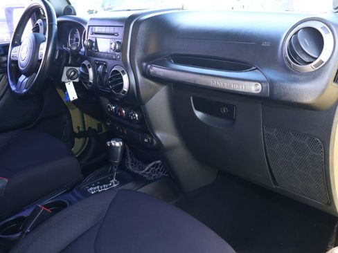 Used 2013 Jeep Wrangler Sport image 17