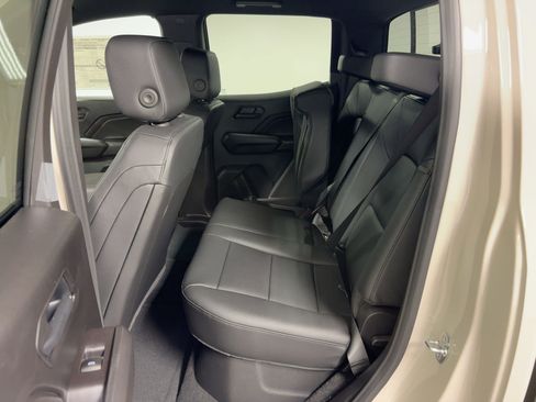 New 2026 Chevrolet Colorado Trail Boss AWD/4WD image 13