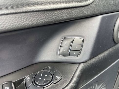 Certified 2020 Ford Expedition XLT w/ Equipment Group 202A image 20