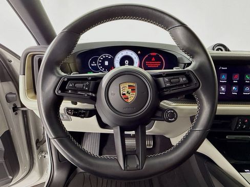 Certified 2024 Porsche Cayenne S AWD/4WD image 16