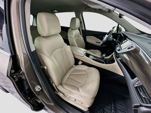 Used 2019 Buick Envision Premium AWD/4WD image 32