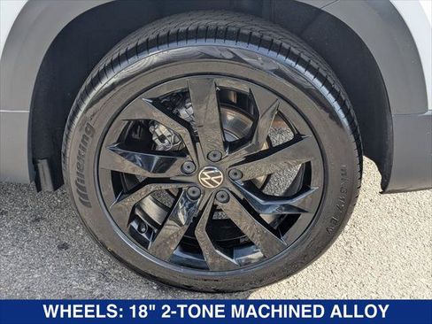 Used 2022 Volkswagen Taos SE FWD image 9