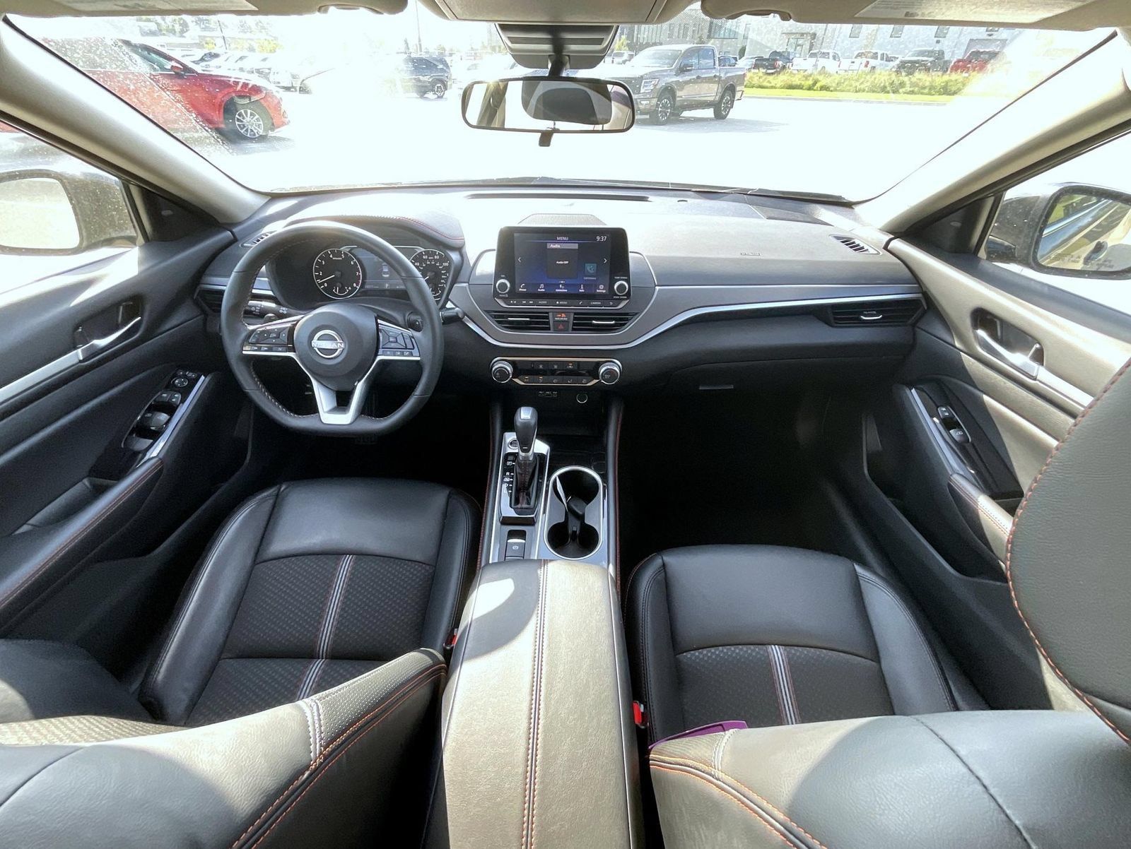 Used 2025 Nissan Altima 2.5 SR AWD/4WD image 15