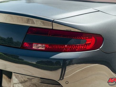 Used 2009 Aston Martin V8 Vantage Roadster RWD image 51