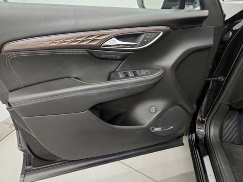 Used 2023 Buick Envision Avenir FWD image 30