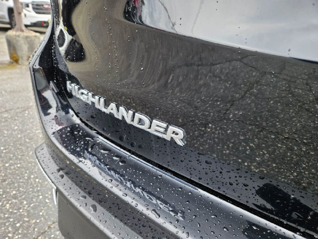 Used 2019 Toyota Highlander Limited Platinum AWD/4WD image 11