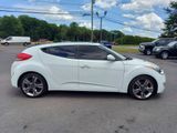 Used 2015 Hyundai Veloster w/ Option Group 03 image 4