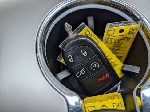 Used 2015 Jeep Grand Cherokee Limited w/ Trailer Tow Group IV image 18